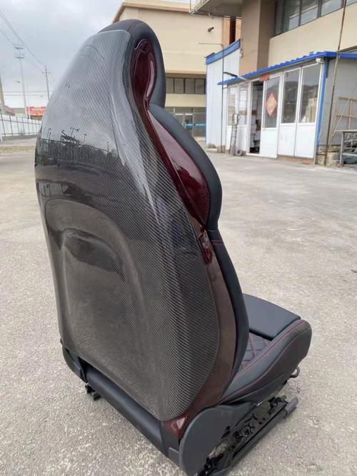 奥迪S4碳纤维座椅背板套件 升级内饰，彰显运动风范